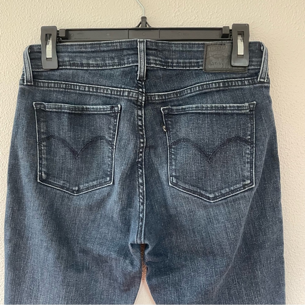 711 Skinny Levi’s Blue Distressed Women's Jeans - Picture 5 of 8
